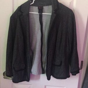 Grey 3/4 sleeve blazer
